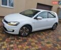 Белый Фольксваген e-Golf, объемом двигателя 0 л и пробегом 130 тыс. км за 8999 $, фото 16 на Automoto.ua