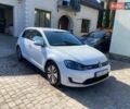Белый Фольксваген e-Golf, объемом двигателя 0 л и пробегом 179 тыс. км за 8100 $, фото 2 на Automoto.ua
