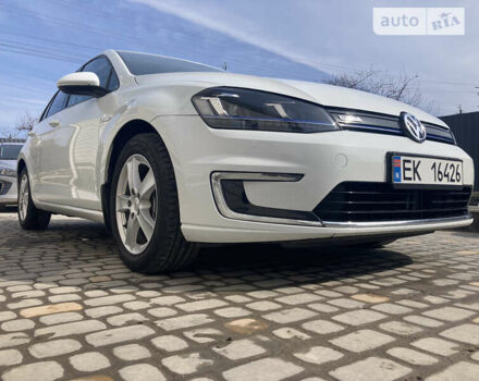 Білий Фольксваген e-Golf, об'ємом двигуна 0 л та пробігом 128 тис. км за 11499 $, фото 33 на Automoto.ua