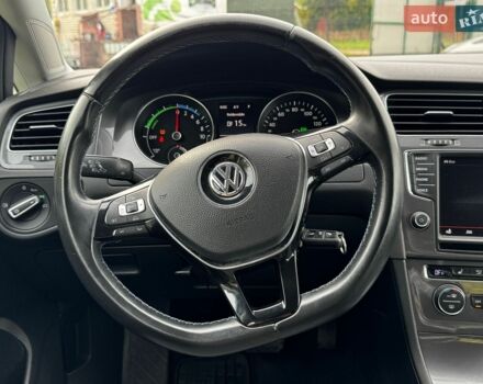Белый Фольксваген e-Golf, объемом двигателя 0 л и пробегом 132 тыс. км за 8800 $, фото 22 на Automoto.ua