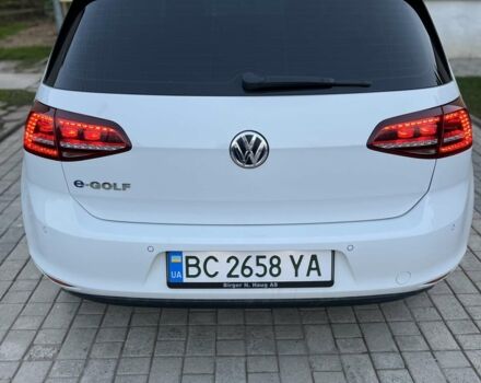 Білий Фольксваген e-Golf, об'ємом двигуна 0 л та пробігом 120 тис. км за 11000 $, фото 9 на Automoto.ua