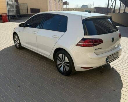 Белый Фольксваген e-Golf, объемом двигателя 0 л и пробегом 131 тыс. км за 9999 $, фото 3 на Automoto.ua