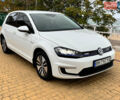Белый Фольксваген e-Golf, объемом двигателя 0 л и пробегом 195 тыс. км за 8200 $, фото 1 на Automoto.ua