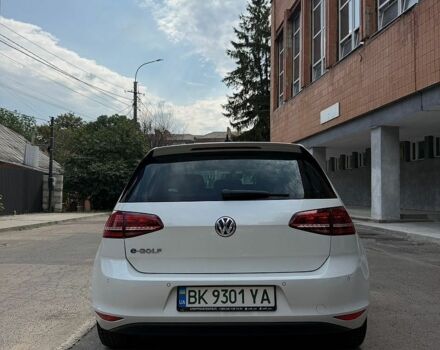 Білий Фольксваген e-Golf, об'ємом двигуна 0 л та пробігом 132 тис. км за 8200 $, фото 8 на Automoto.ua