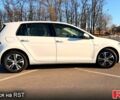 Белый Фольксваген e-Golf, объемом двигателя 0 л и пробегом 158 тыс. км за 8500 $, фото 8 на Automoto.ua