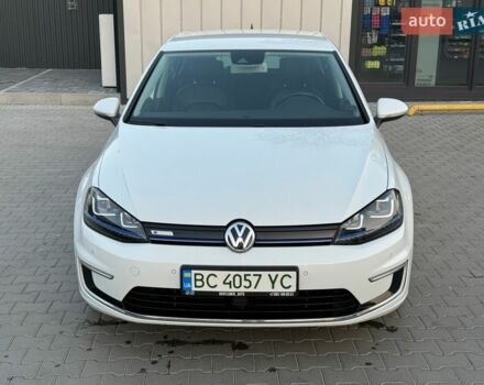 Белый Фольксваген e-Golf, объемом двигателя 0 л и пробегом 123 тыс. км за 9500 $, фото 13 на Automoto.ua