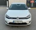 Белый Фольксваген e-Golf, объемом двигателя 0 л и пробегом 123 тыс. км за 9500 $, фото 13 на Automoto.ua