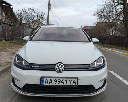 Белый Фольксваген e-Golf, объемом двигателя 0 л и пробегом 128 тыс. км за 9500 $, фото 3 на Automoto.ua