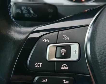 Белый Фольксваген e-Golf, объемом двигателя 0 л и пробегом 130 тыс. км за 8999 $, фото 108 на Automoto.ua