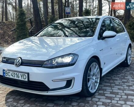 Белый Фольксваген e-Golf, объемом двигателя 0 л и пробегом 110 тыс. км за 8499 $, фото 15 на Automoto.ua