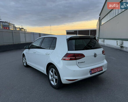 Белый Фольксваген e-Golf, объемом двигателя 0 л и пробегом 85 тыс. км за 8300 $, фото 5 на Automoto.ua