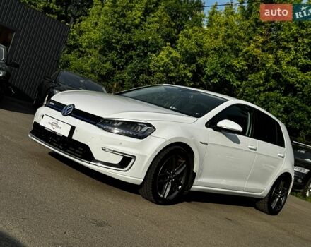 Білий Фольксваген e-Golf, об'ємом двигуна 0 л та пробігом 100 тис. км за 8500 $, фото 1 на Automoto.ua