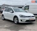 Белый Фольксваген e-Golf, объемом двигателя 0 л и пробегом 144 тыс. км за 9900 $, фото 12 на Automoto.ua