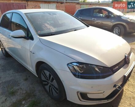Белый Фольксваген e-Golf, объемом двигателя 0 л и пробегом 109 тыс. км за 7000 $, фото 5 на Automoto.ua