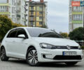 Белый Фольксваген e-Golf, объемом двигателя 0 л и пробегом 142 тыс. км за 7950 $, фото 2 на Automoto.ua