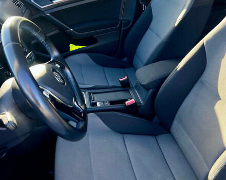 Белый Фольксваген e-Golf, объемом двигателя 0 л и пробегом 109 тыс. км за 7900 $, фото 16 на Automoto.ua