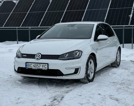 Білий Фольксваген e-Golf, об'ємом двигуна 0 л та пробігом 123 тис. км за 9900 $, фото 19 на Automoto.ua
