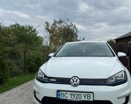 Білий Фольксваген e-Golf, об'ємом двигуна 0 л та пробігом 88 тис. км за 10000 $, фото 4 на Automoto.ua