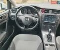 Белый Фольксваген e-Golf, объемом двигателя 0 л и пробегом 128 тыс. км за 8999 $, фото 91 на Automoto.ua