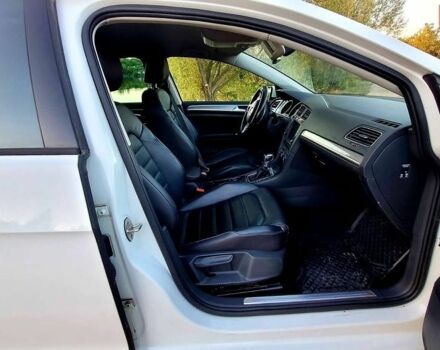 Білий Фольксваген e-Golf, об'ємом двигуна 0 л та пробігом 124 тис. км за 9600 $, фото 15 на Automoto.ua