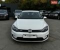 Белый Фольксваген e-Golf, объемом двигателя 0 л и пробегом 132 тыс. км за 8800 $, фото 2 на Automoto.ua