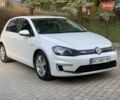 Белый Фольксваген e-Golf, объемом двигателя 0 л и пробегом 165 тыс. км за 8500 $, фото 1 на Automoto.ua