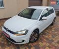 Белый Фольксваген e-Golf, объемом двигателя 0 л и пробегом 130 тыс. км за 8999 $, фото 15 на Automoto.ua