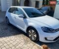 Белый Фольксваген e-Golf, объемом двигателя 0 л и пробегом 179 тыс. км за 8100 $, фото 5 на Automoto.ua