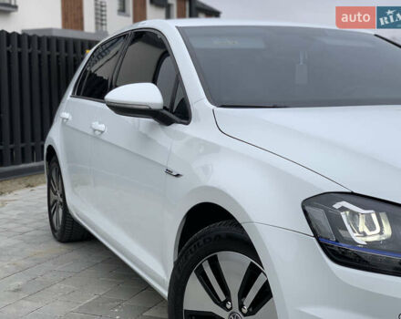 Білий Фольксваген e-Golf, об'ємом двигуна 0 л та пробігом 142 тис. км за 7999 $, фото 33 на Automoto.ua