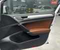 Белый Фольксваген e-Golf, объемом двигателя 0 л и пробегом 130 тыс. км за 11600 $, фото 18 на Automoto.ua