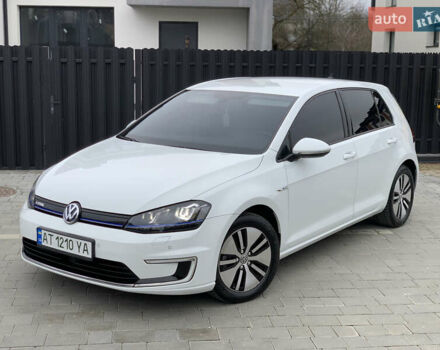 Білий Фольксваген e-Golf, об'ємом двигуна 0 л та пробігом 142 тис. км за 7999 $, фото 5 на Automoto.ua
