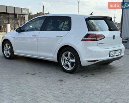 Білий Фольксваген e-Golf, об'ємом двигуна 0 л та пробігом 80 тис. км за 9800 $, фото 20 на Automoto.ua