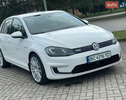Білий Фольксваген e-Golf, об'ємом двигуна 0 л та пробігом 110 тис. км за 8499 $, фото 2 на Automoto.ua