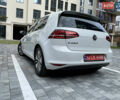 Белый Фольксваген e-Golf, объемом двигателя 0 л и пробегом 91 тыс. км за 8545 $, фото 7 на Automoto.ua