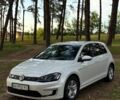 Білий Фольксваген e-Golf, об'ємом двигуна 100 л та пробігом 155 тис. км за 9800 $, фото 1 на Automoto.ua