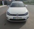 Белый Фольксваген e-Golf, объемом двигателя 0 л и пробегом 117 тыс. км за 9000 $, фото 1 на Automoto.ua