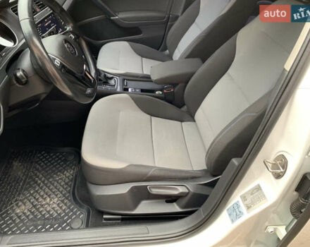 Білий Фольксваген e-Golf, об'ємом двигуна 0 л та пробігом 142 тис. км за 7999 $, фото 90 на Automoto.ua