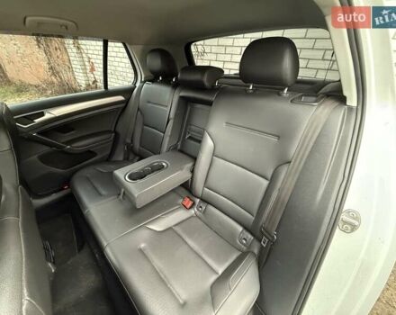 Білий Фольксваген e-Golf, об'ємом двигуна 0 л та пробігом 144 тис. км за 10500 $, фото 20 на Automoto.ua