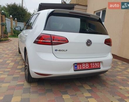 Белый Фольксваген e-Golf, объемом двигателя 0 л и пробегом 128 тыс. км за 8999 $, фото 9 на Automoto.ua