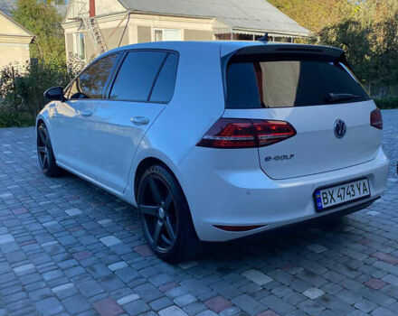 Белый Фольксваген e-Golf, объемом двигателя 0 л и пробегом 118 тыс. км за 9999 $, фото 4 на Automoto.ua