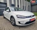Белый Фольксваген e-Golf, объемом двигателя 0 л и пробегом 122 тыс. км за 7799 $, фото 6 на Automoto.ua