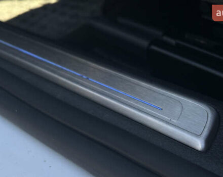 Белый Фольксваген e-Golf, объемом двигателя 0 л и пробегом 124 тыс. км за 8600 $, фото 32 на Automoto.ua