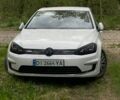 Белый Фольксваген e-Golf, объемом двигателя 0 л и пробегом 131 тыс. км за 8999 $, фото 2 на Automoto.ua