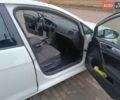 Белый Фольксваген e-Golf, объемом двигателя 0 л и пробегом 118 тыс. км за 11200 $, фото 20 на Automoto.ua