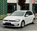 Белый Фольксваген e-Golf, объемом двигателя 0 л и пробегом 153 тыс. км за 8800 $, фото 1 на Automoto.ua