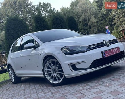 Белый Фольксваген e-Golf, объемом двигателя 0 л и пробегом 109 тыс. км за 8500 $, фото 13 на Automoto.ua