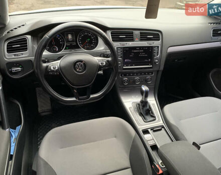 Білий Фольксваген e-Golf, об'ємом двигуна 0 л та пробігом 142 тис. км за 7999 $, фото 83 на Automoto.ua