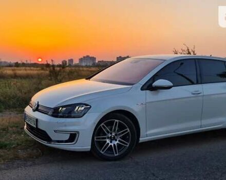 Білий Фольксваген e-Golf, об'ємом двигуна 0 л та пробігом 59 тис. км за 13200 $, фото 1 на Automoto.ua