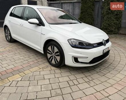 Білий Фольксваген e-Golf, об'ємом двигуна 0 л та пробігом 34 тис. км за 11999 $, фото 4 на Automoto.ua