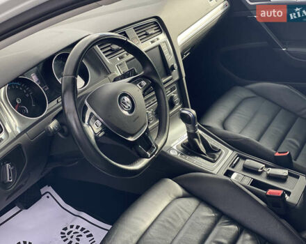 Белый Фольксваген e-Golf, объемом двигателя 0 л и пробегом 132 тыс. км за 9500 $, фото 101 на Automoto.ua